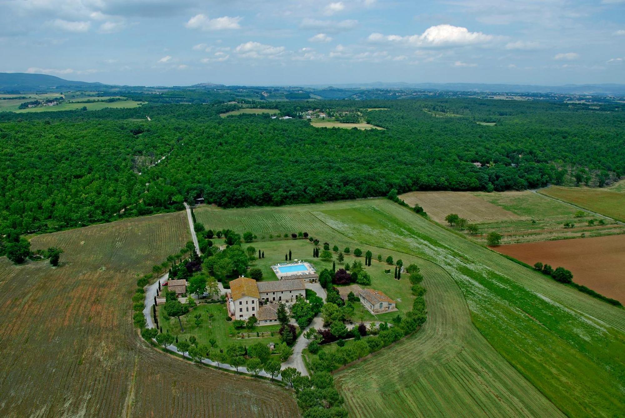 Villa Fattoria Agriturismo Nerbona à Casole dʼElsa Extérieur photo